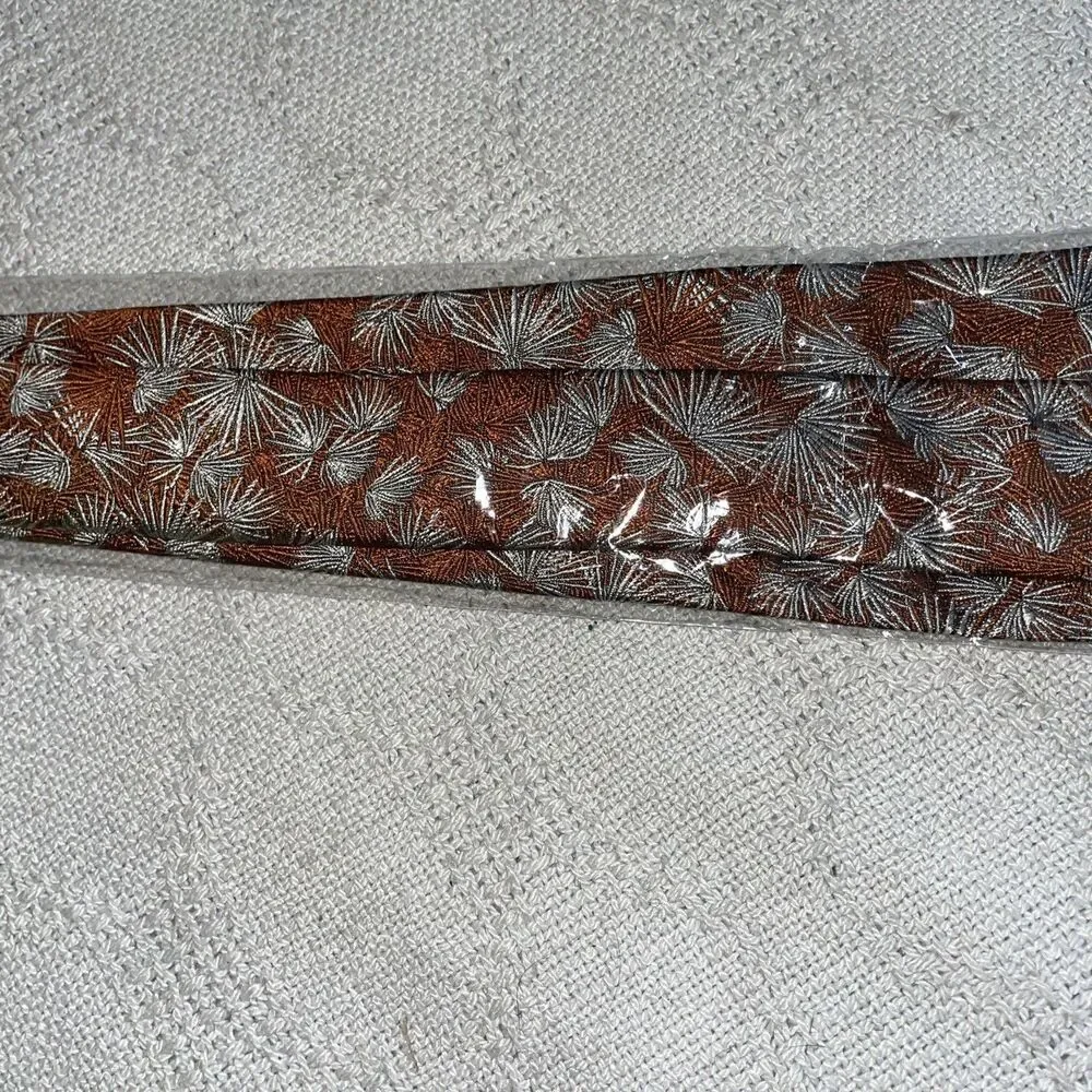 Holland & Sherry Men’s Dress Tie Size 63” 3.25” Bronze Floral Silk Business City